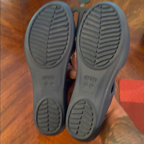 Crocs - Picture 4 of 6